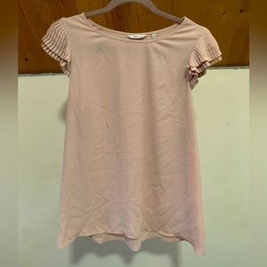 Reitmans Sheer Ruffle Cap Sleeve Blouse size L